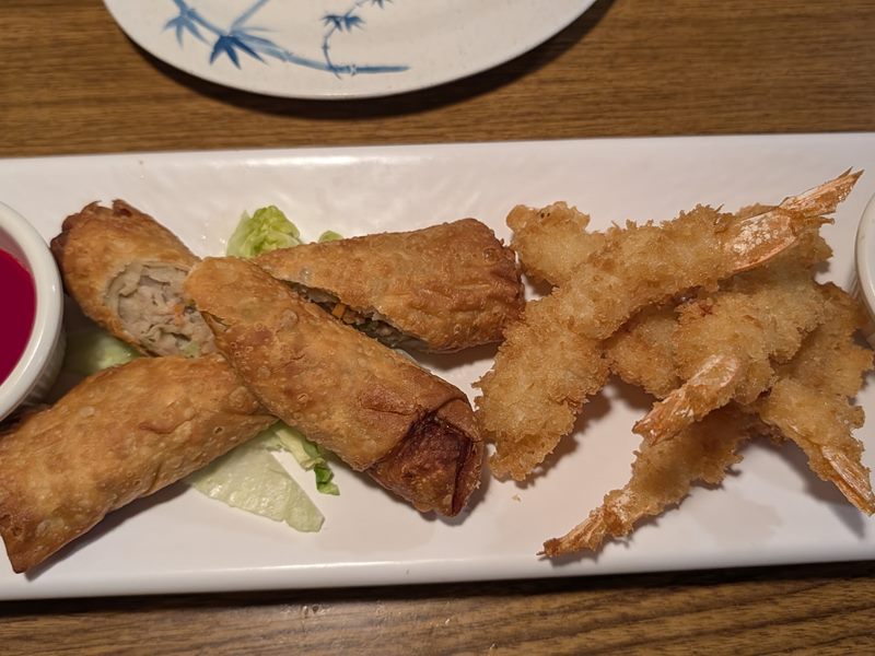 Goro's Sushi Restaurant food